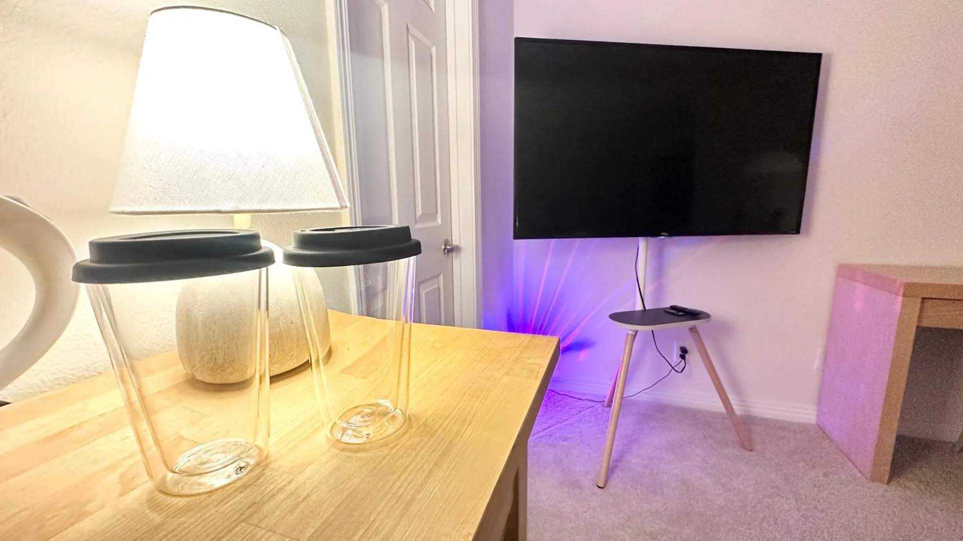 Homestay Oceanside Serenity,Master Bedroom With Private Bathroom With Free Parking In Mdr Los Angeles